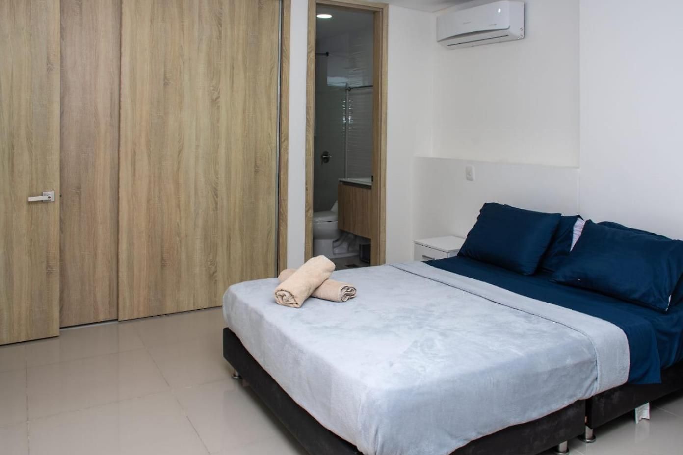 Apartamento Hermoso Con Piscina 1 Cmc66 *